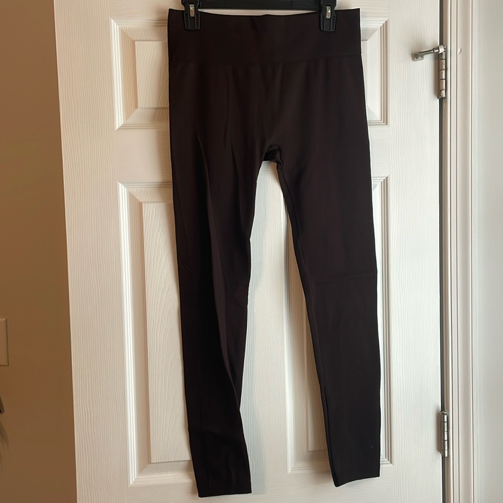 Chocolate brown leggings. Hue, size L/XL. Super soft!